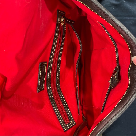 Vintage Dooney and Burke suede crossbody - Picture 3 of 5